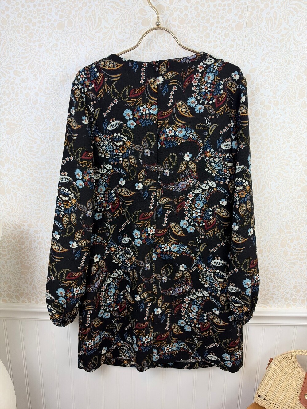 WAYF Black Floral Malone Plunge Mini Long Sleeve Shift Dress - Size - Large - Picture 4 of 7